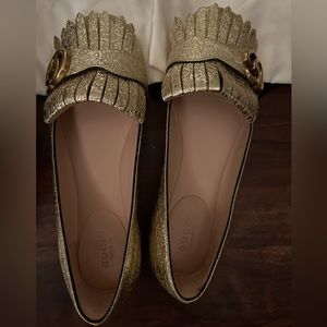 Gucci gold ballet flat size 6